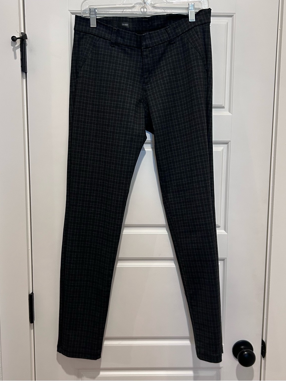 Kut from the Kloth Women’s Dark Charcoal Micro-Plaid Skinny Dress Pants